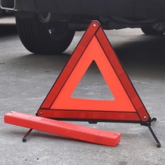 카테크 차량용 안전 경고 비상 삼각대+안전망치 세트 CBH595