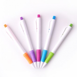 심플 화이트 볼펜