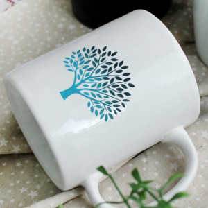 키친필 로고 매직 변색 머그