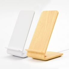 고속 무선충전기 스텐드형 WHM-001