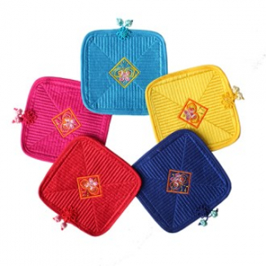 누비 자수 컵받침