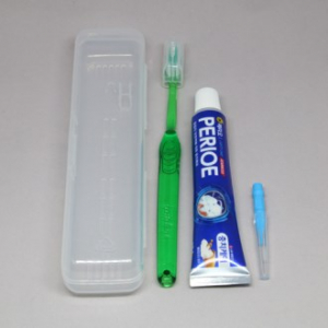 이중모 + 사각 케이스 + 치약 + 치간 칫솔