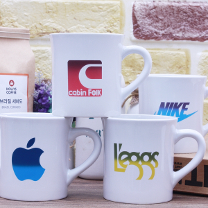 매직 변색 트럼펫 화이트 머그컵