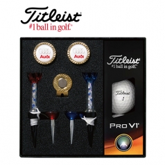 타이틀리스트 Pro V1 골프볼+볼마커(골드)+자석티(2) 세트