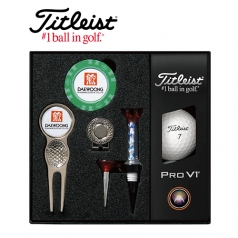 타이틀리스트 Pro V1 골프볼+칩볼마커+그리보수기볼마커 (실버) + 자석티 세트