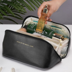 대용량 큐브 파우치