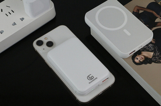 맥세이프 보조배터리 10000mAh + 맥세이프 스티커 #4