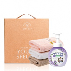 라라낭만 호텔타올 150, 170g + 아이깨끗해 핸드워시 블루밍 퍼플향 세트. 수건 선물세트