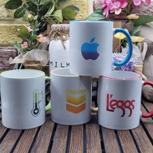 아이스 핸들라인 변색 머그컵