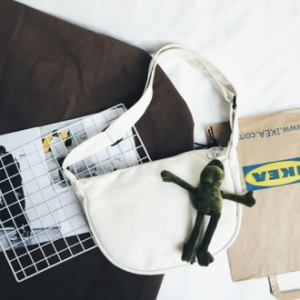 로페리아 0206810 반달형 숄더 크로스 캔버스에코백