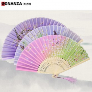 전통 접이식 부채