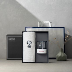 더카인드 프리미엄 송월 스누피 리버40 1P + 쓰리세븐 KR-050C 손톱깎이 선물세트 1P