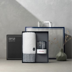 더카인드 프리미엄 송월 호텔컬렉션 톤40 1P + 쓰리세븐 KR-050C 손톱깎이 선물세트 1P