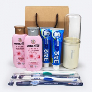 LG샴푸+컨디셔너+크리오치약120g 2개+미세모칫솔 2개+휴대용 양치컵