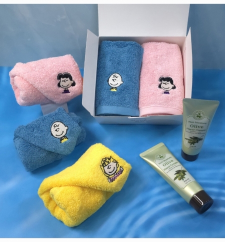 [송월타올] 스누피 수건 + 식물나라 핸드크림 로션 선물세트, 타올세트 타올선물 사은품 레디백 타월 세트 타월선물 사은품 답례품