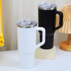 괴물 대용량 텀블러 손잡이 스텐 텀블러 보온병 보냉병 // 빨대포함