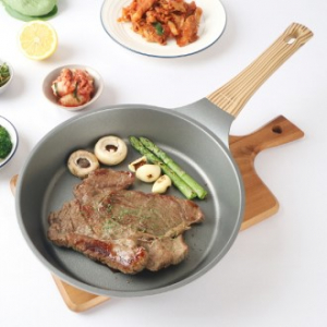 에스티나 인덕션 프라이팬 28cm // 뚜껑미포함