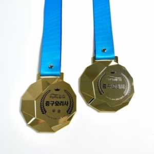 메달 다이아컷팅 8cm금형 // uv인쇄만 가