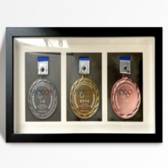 메달케이스 작은 금속에 담긴 큰 가치 당신만의 3구 메달액자