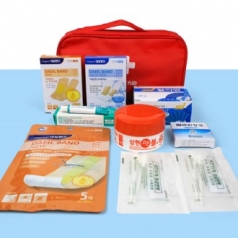 대일밴드 프리미엄 24매(오리지널+아쿠아뉴)+특대형 5매 + 닥터스킨연고 + 코튼볼소독제 + 반창고 + 탈지면 + 면봉