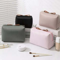 데이글로우 멀티 파우치 대형