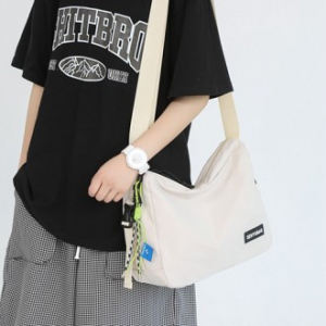 캐주얼 카라비너 메신저백 O018