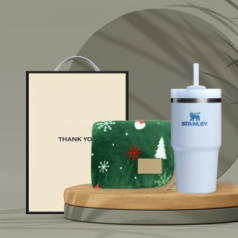 시즈넬 크리스마스 극세사 담요 + 스탠리 빨대텀블러591ml