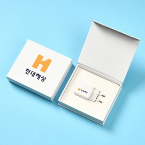 GAN 1포트 초고속 충전기 30W+자석싸바리