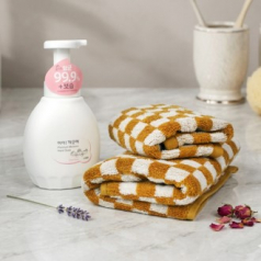 아이깨끗해 핸드워시 모이스처 450ml +가러로쉬 뱀부 체스 그리드 세면타올 + 핸드타올 고리타올