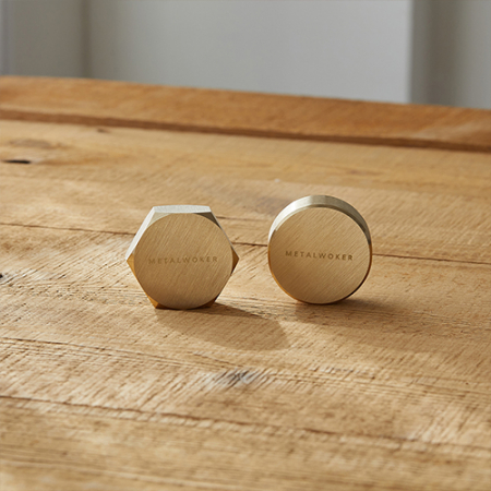 황동 원형 육각 문진/페이퍼웨이트 소품 #3