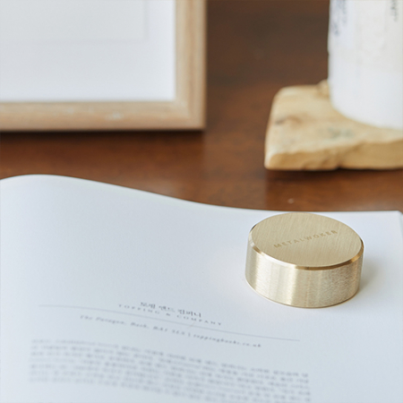 황동 원형 육각 문진/페이퍼웨이트 소품 #8