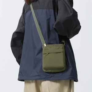 589 나일론 메신저 백