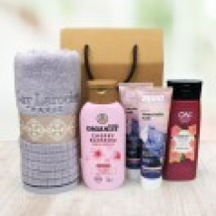 기라로쉬 큐브타올+LG오가나스 트 샴푸+LG 바디워시+핑크솔트 치약 120g 2개