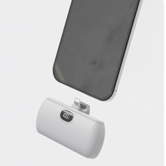 고속보조배터리 일체형 5000 8핀 PD20W