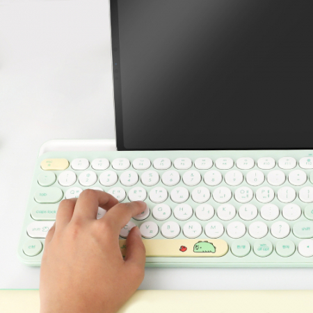 카카오프렌즈 죠르디 멀티 페어링 블루투스 저소음 무선 키보드 키스킨 포함 KFK100J #6