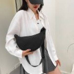 미니 반달 크로스백