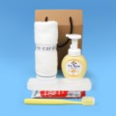 피에르가르뎅 프린스 세면타올 120g + 아이깨끗해 핸드워시 + 크리오 쿨맥스 치약 + 부케가르니 미세모칫솔 + 치약칫솔케이스