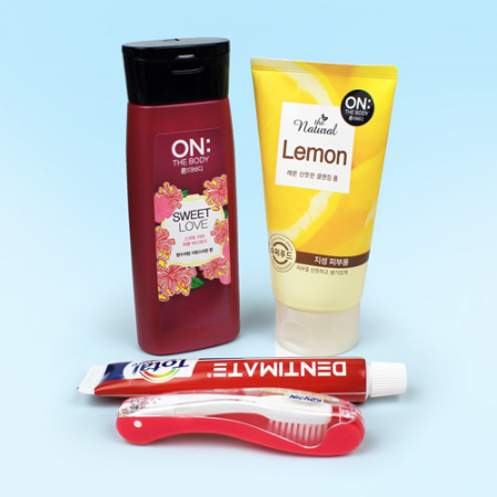 LG생활건강 온더바디 퍼퓸 바디워시+레몬 클렌징폼 + 크리오 치약 + 니치 접이식칫솔 + 종이케이스 #3