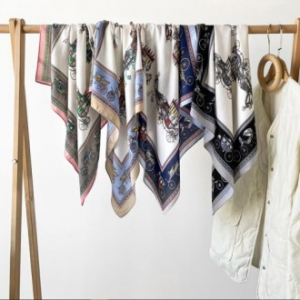 디자인 스카프 머플러