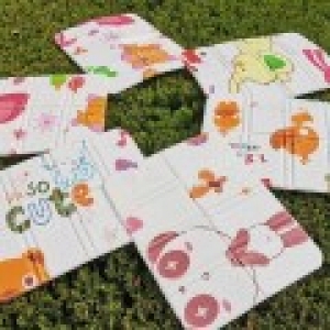 Y리빙 캐릭터 휴대용 방석 접이식 야외 돗자리